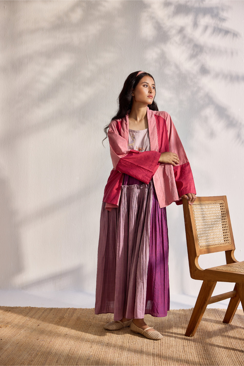 Red and pink striped splicing kimono jacket with embroidery