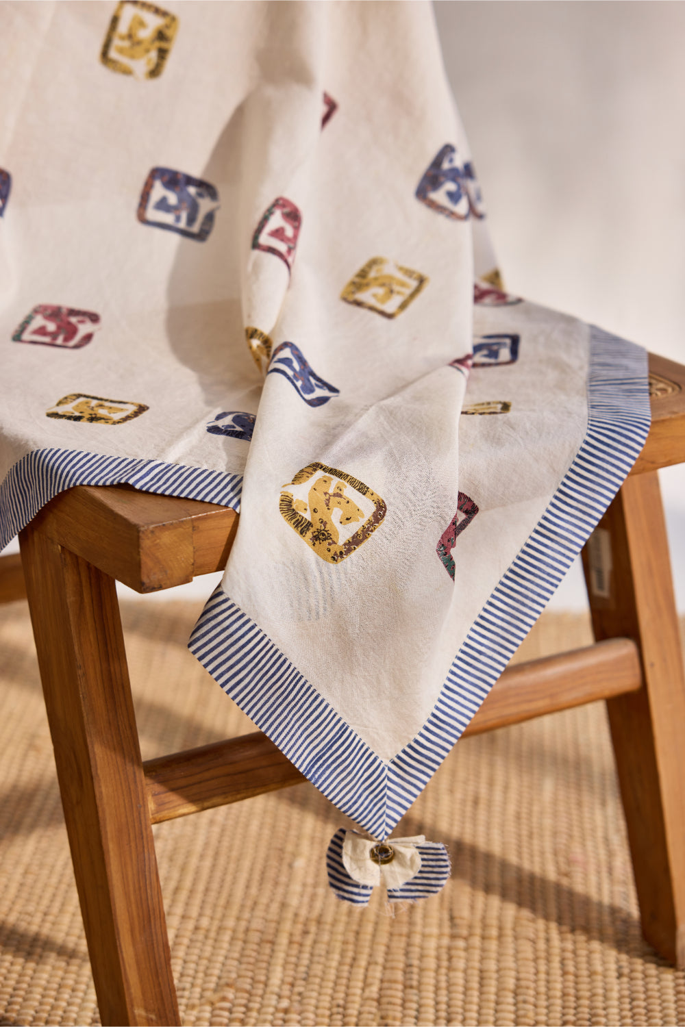 Ecru multi cat printed scarf